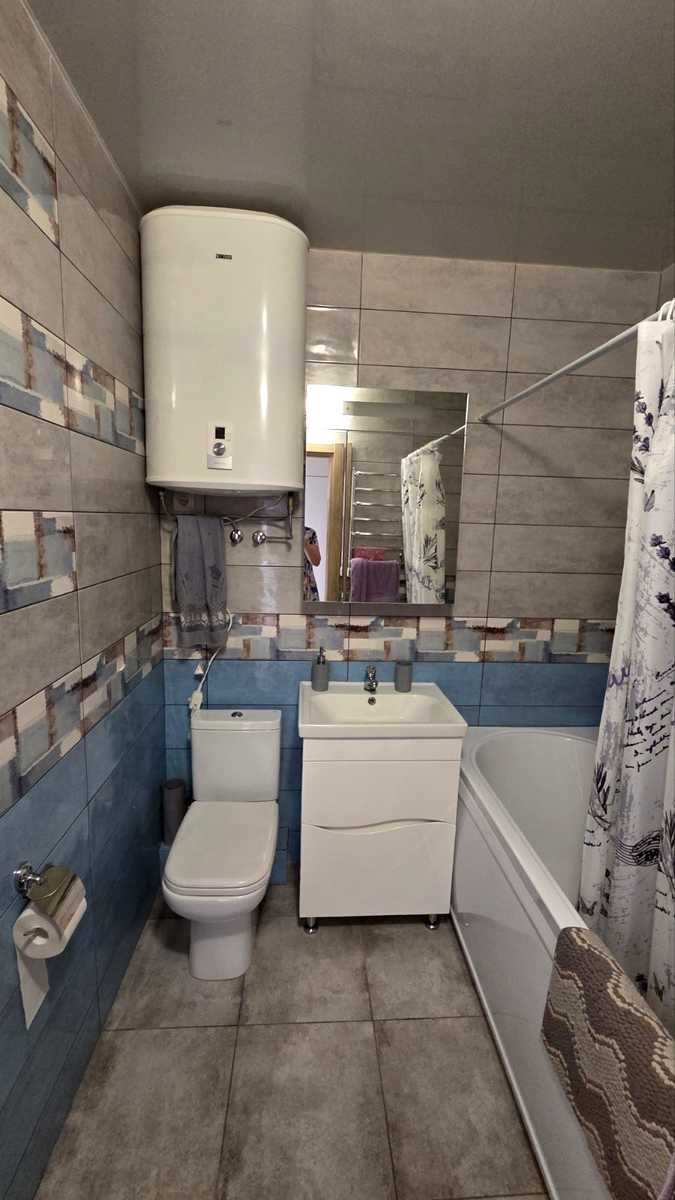 1878307647300497