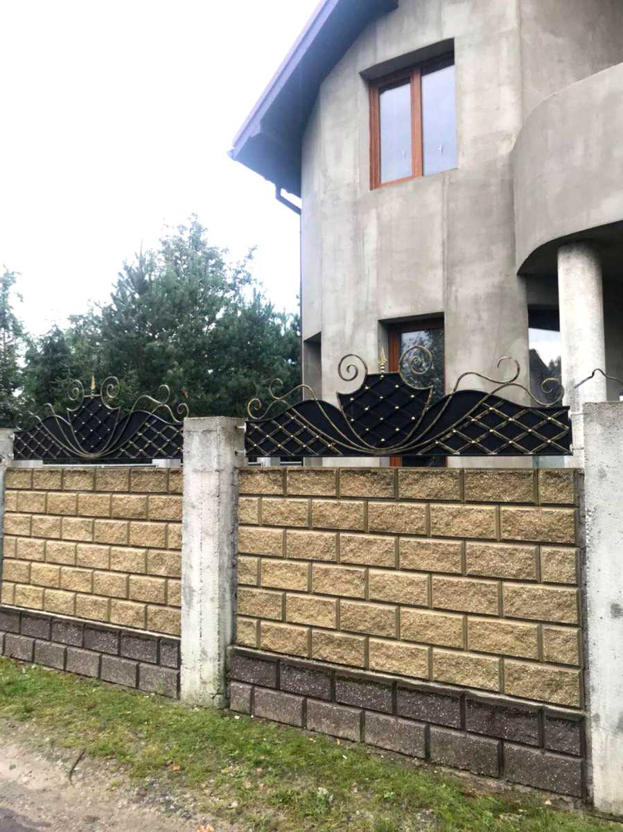 1878307982318752