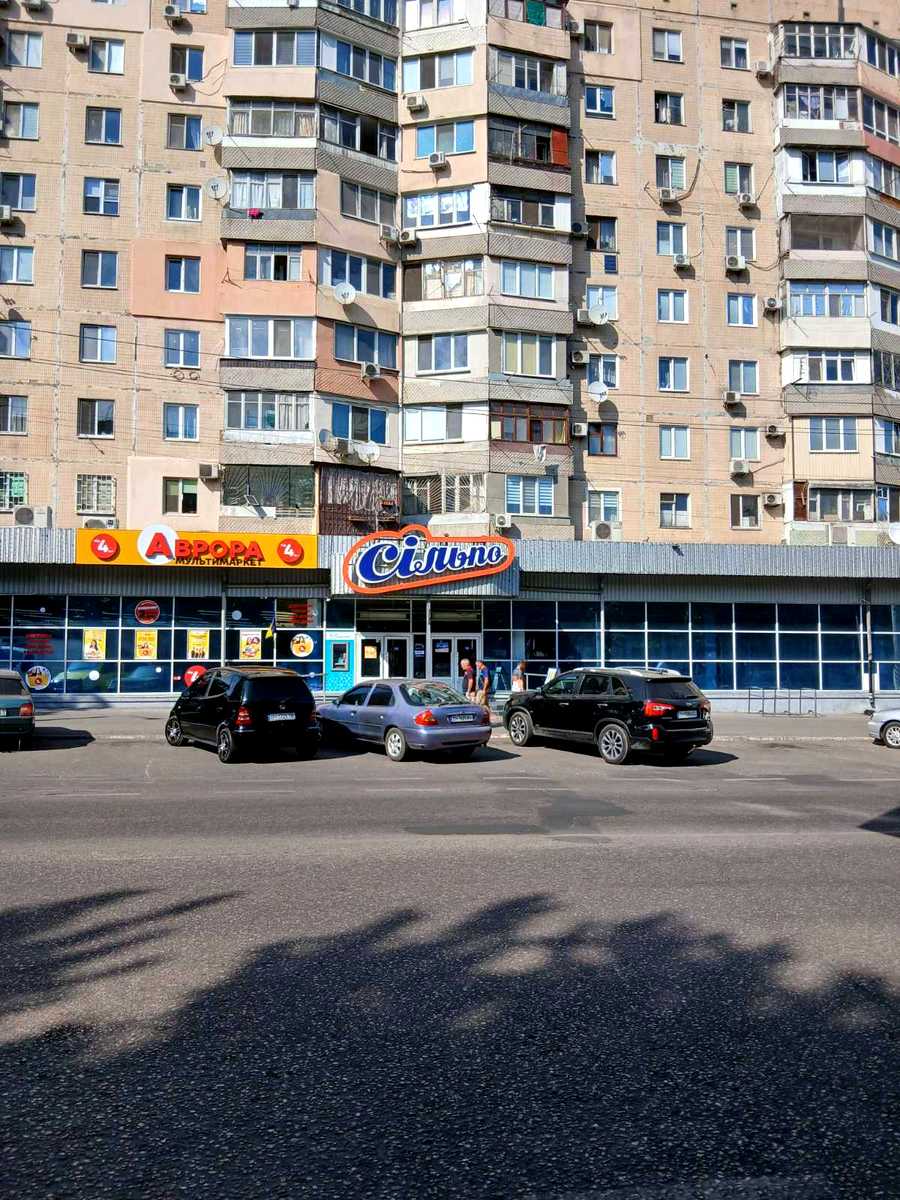 1878308681792881