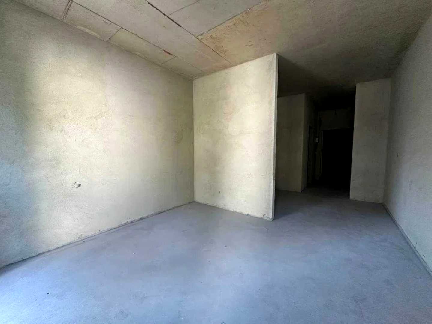 1878308734993873