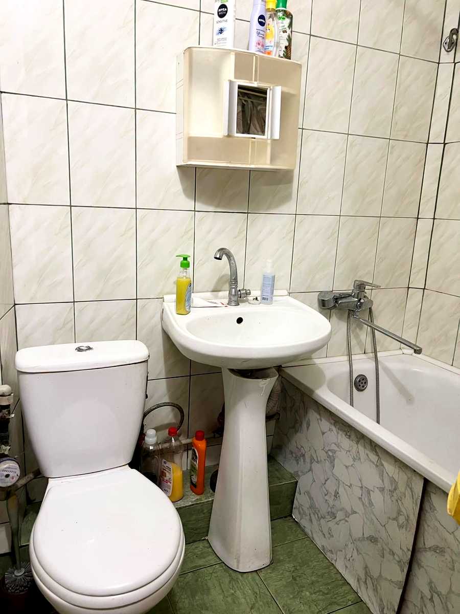 1878309078732676