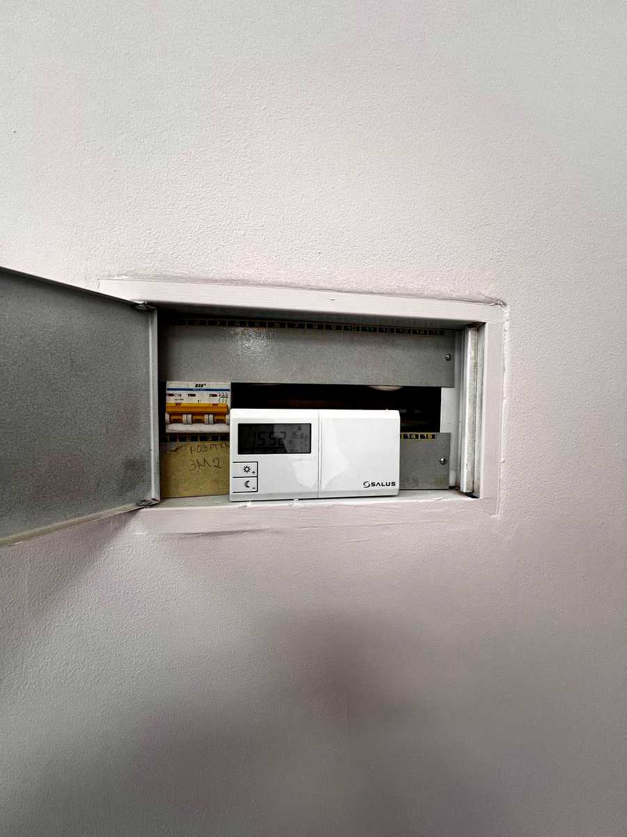 1878313793240344