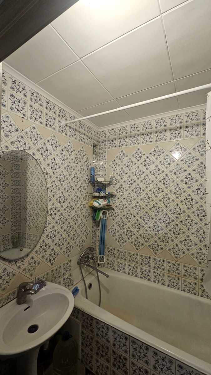 1878319271627351