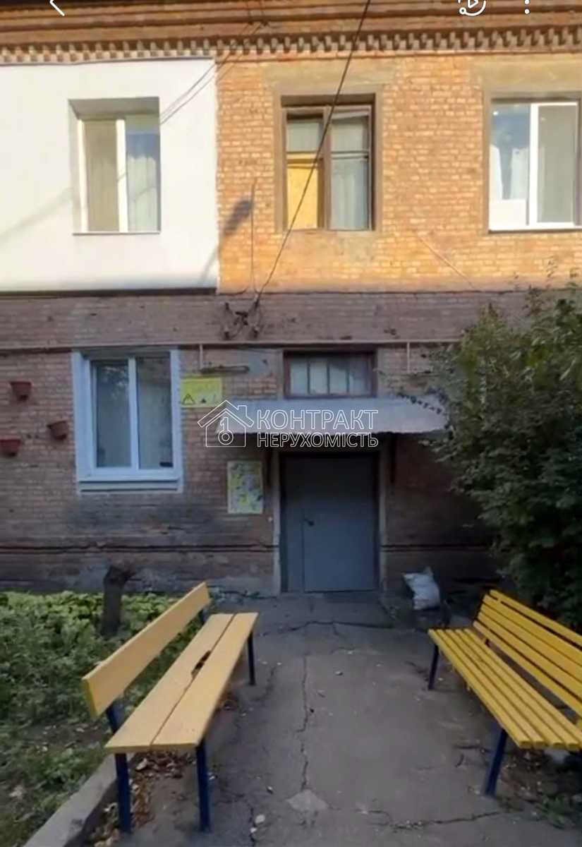 1878321102395773
