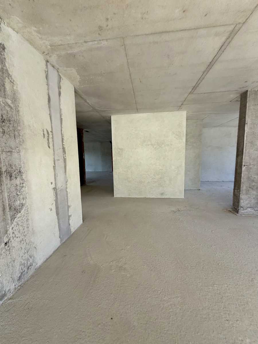 1878325653475759