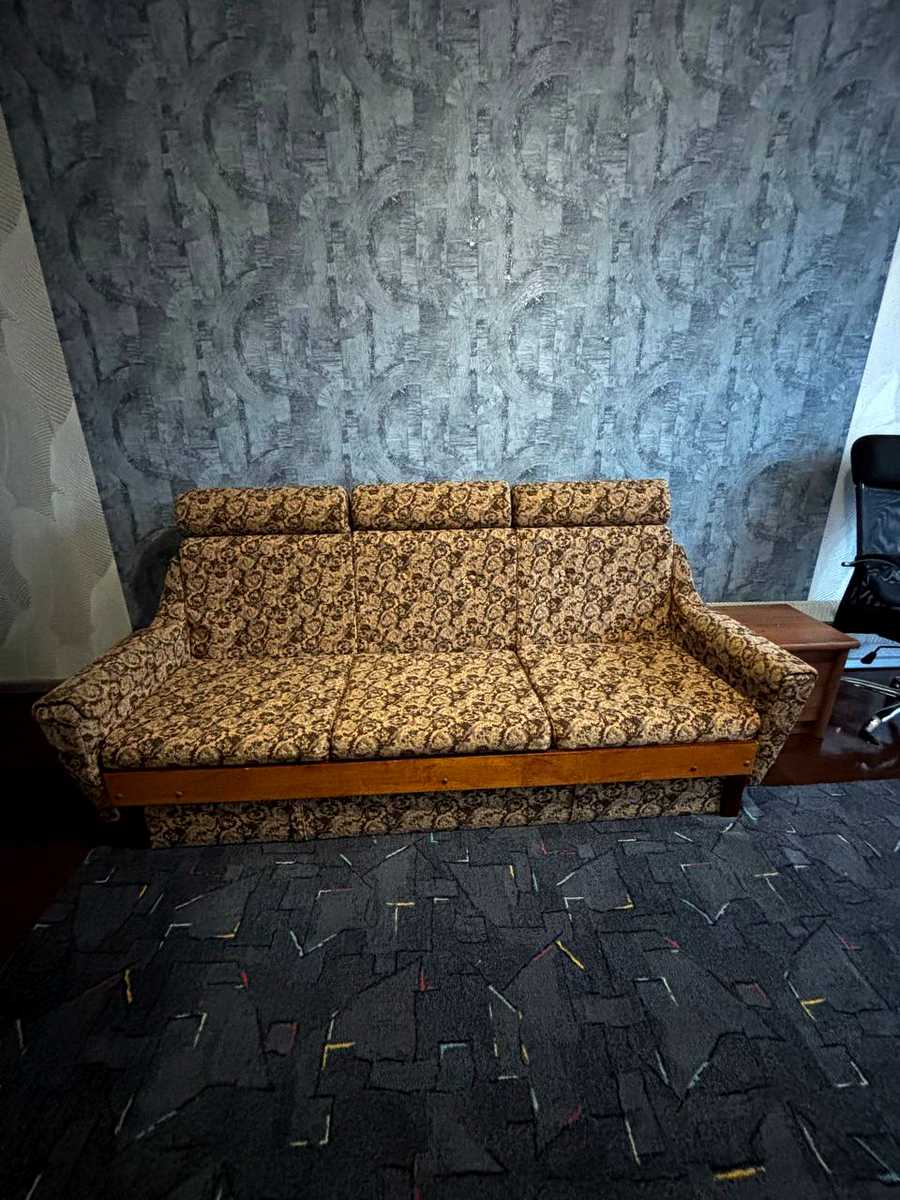 1878326011743943