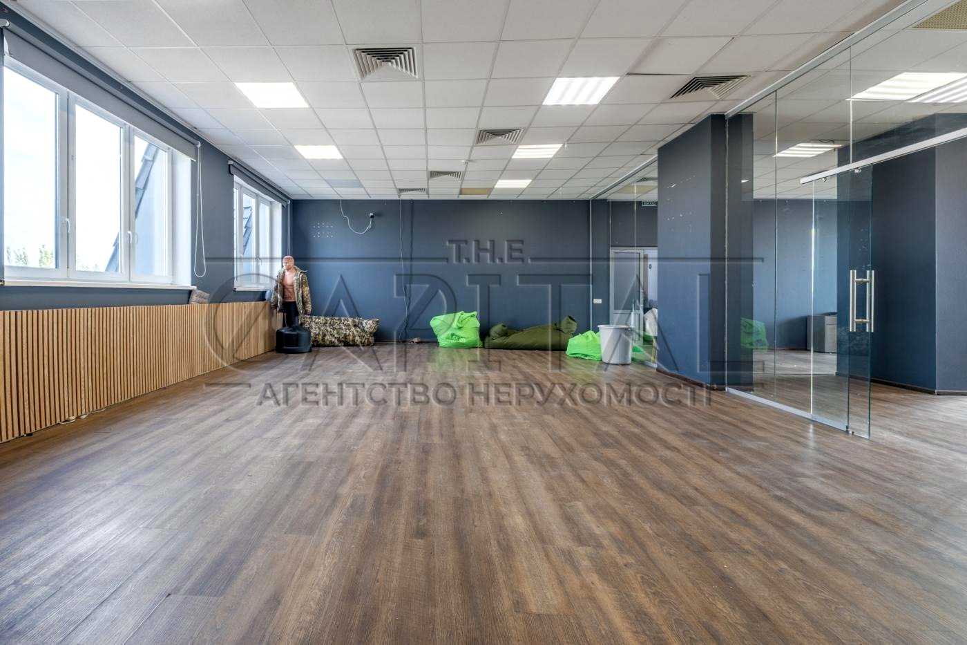 1878326753548155