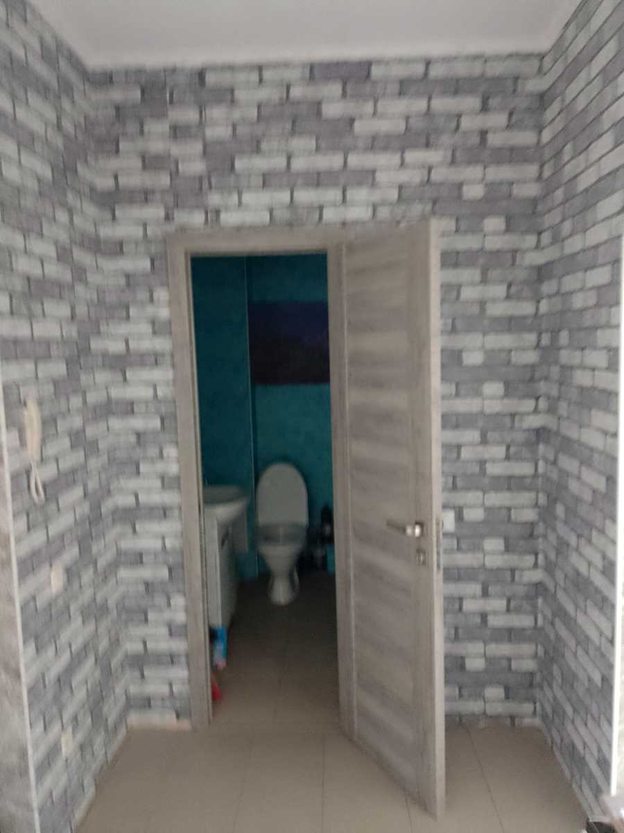 1878334285861500