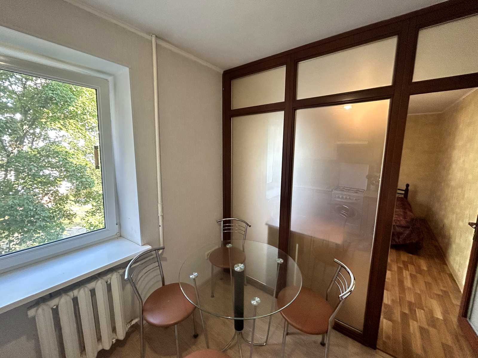 1878338687838712