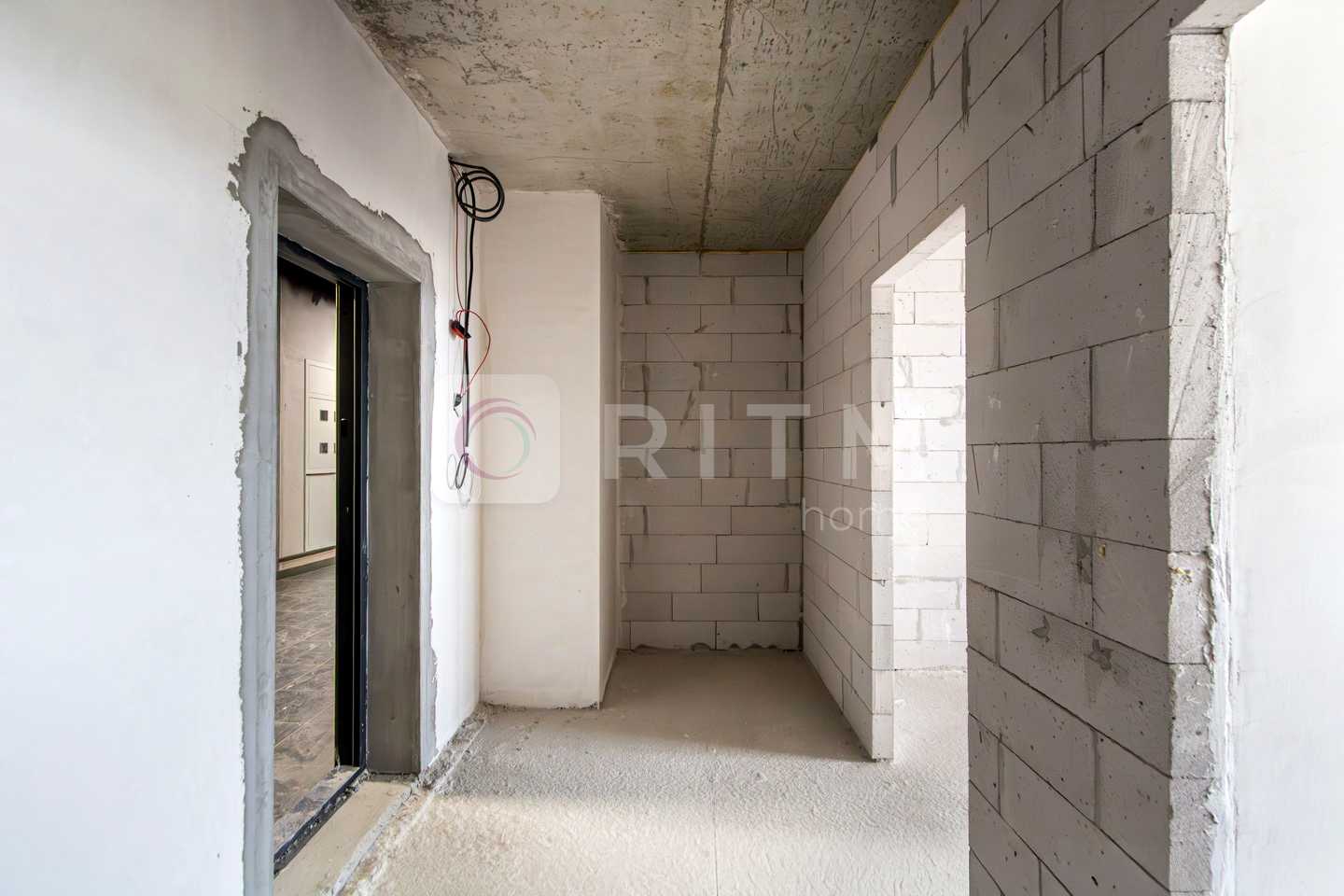 1878373769957186