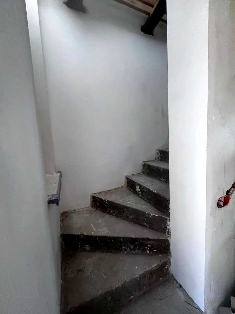 1878373781530311