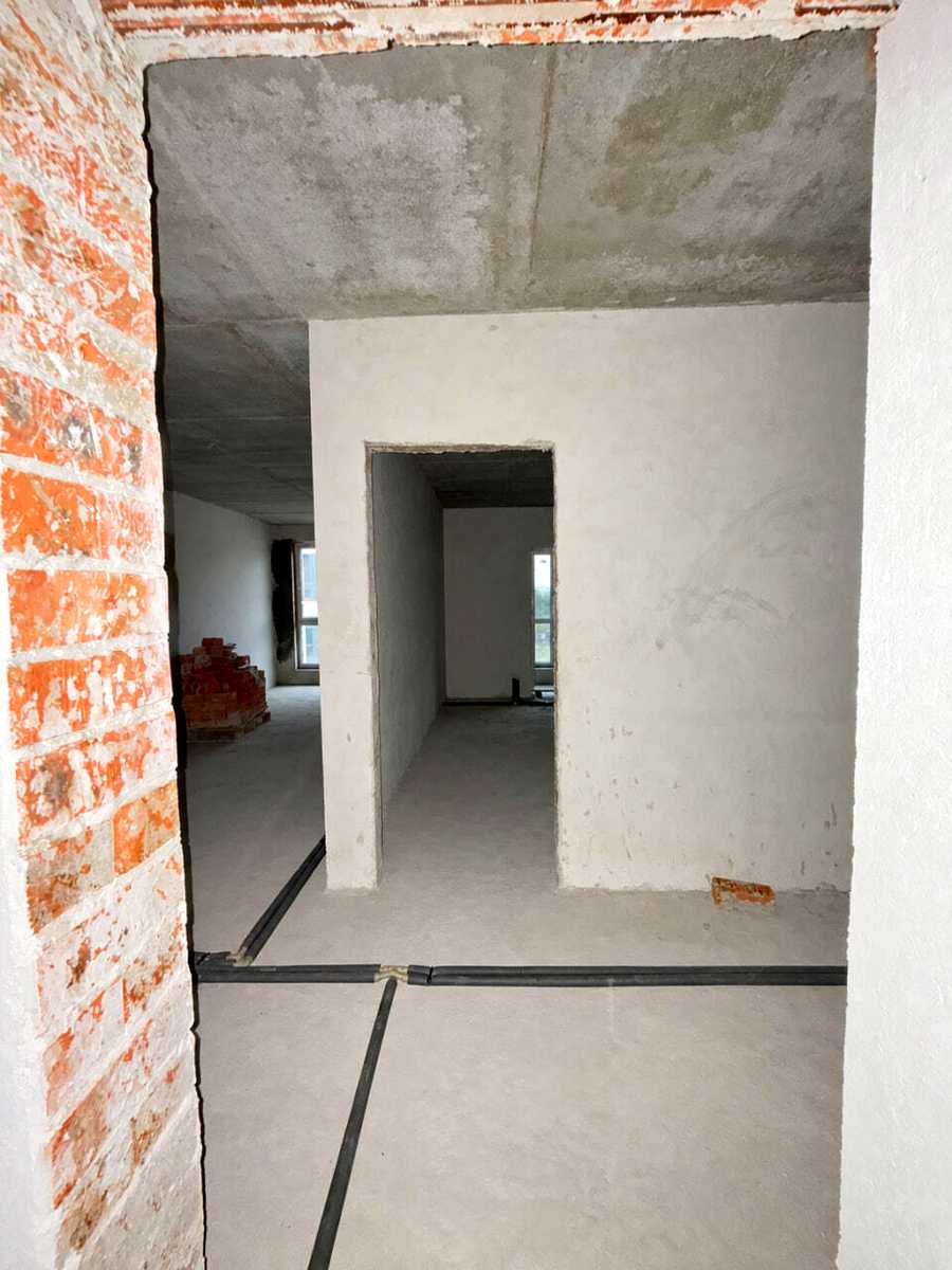 1878374401855070