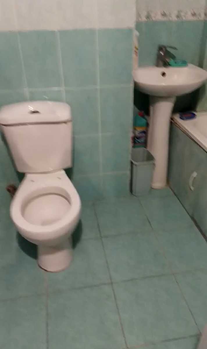 1878375325743903