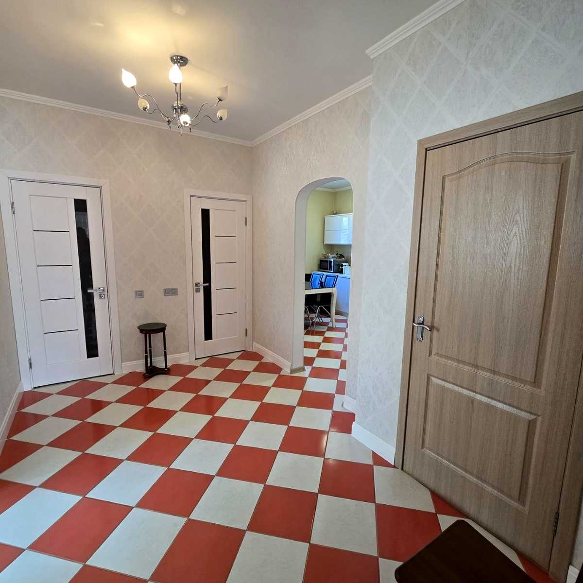1878376070891730