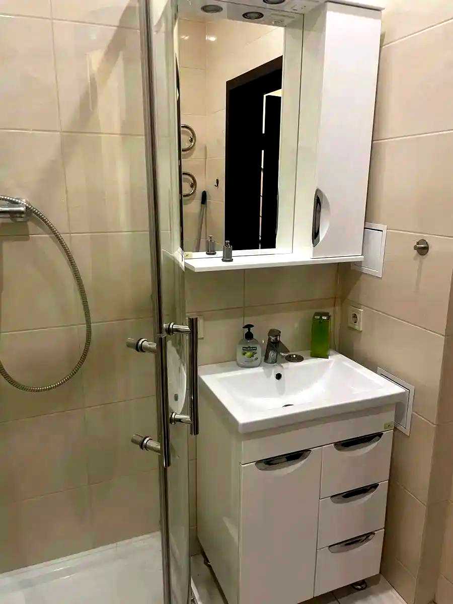 1878376213228530