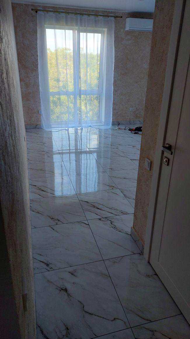 1878378849633396