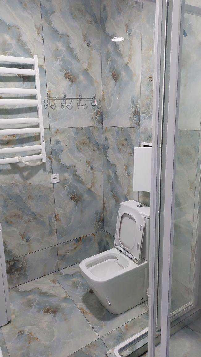 1878378849643785