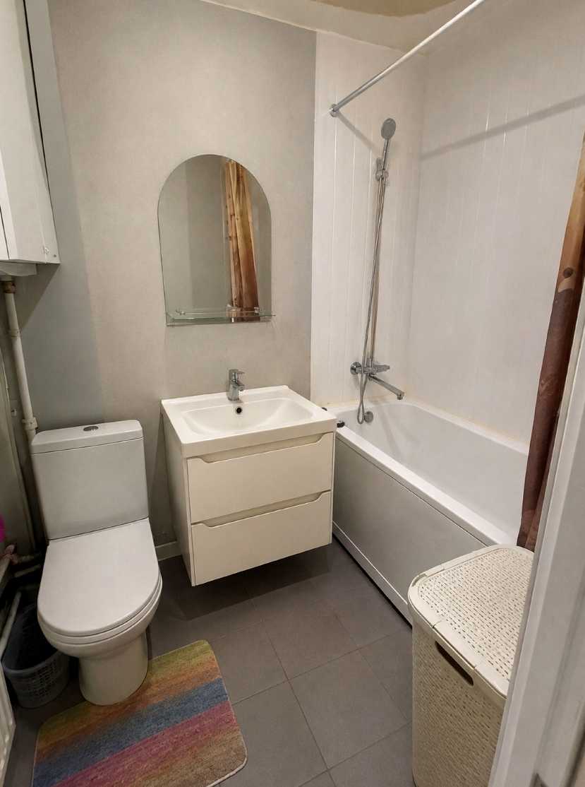 1878380770148385