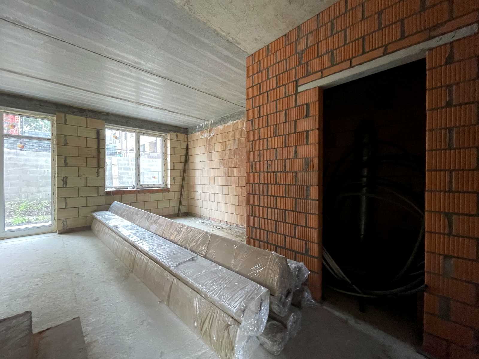 1878381114756598