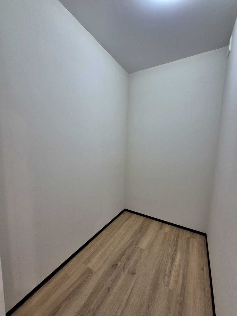 1878381362038257