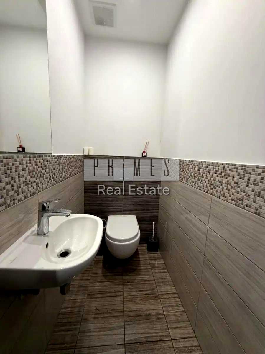 1878381412696947