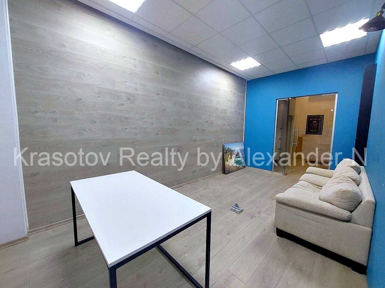 1878381504174075