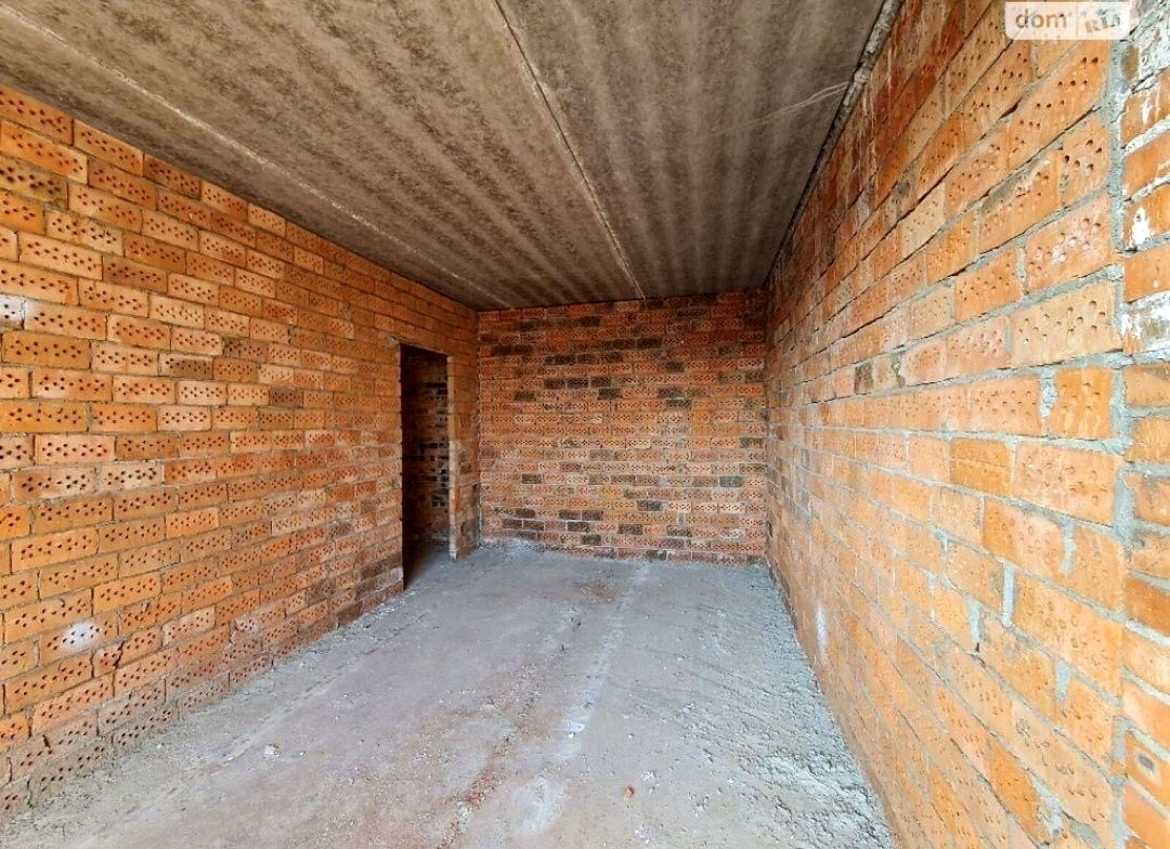 1878381867256558