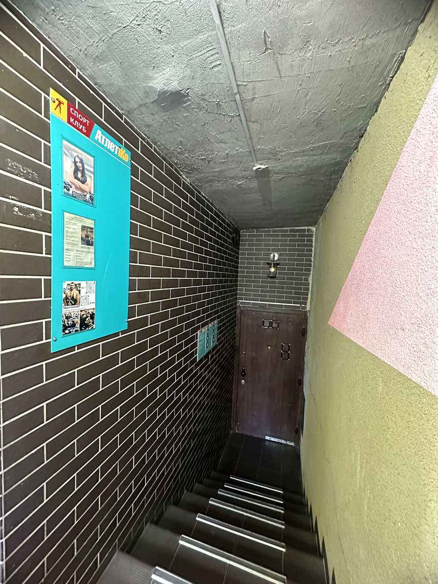 1878382783919366
