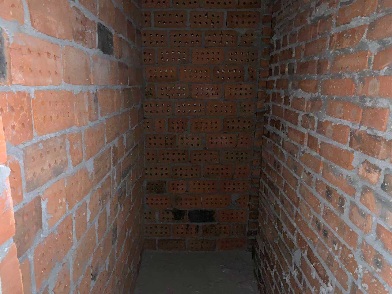 1878382938374045