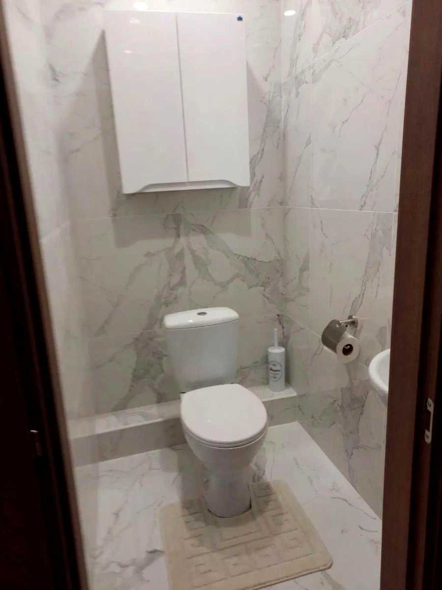 1878383584082008
