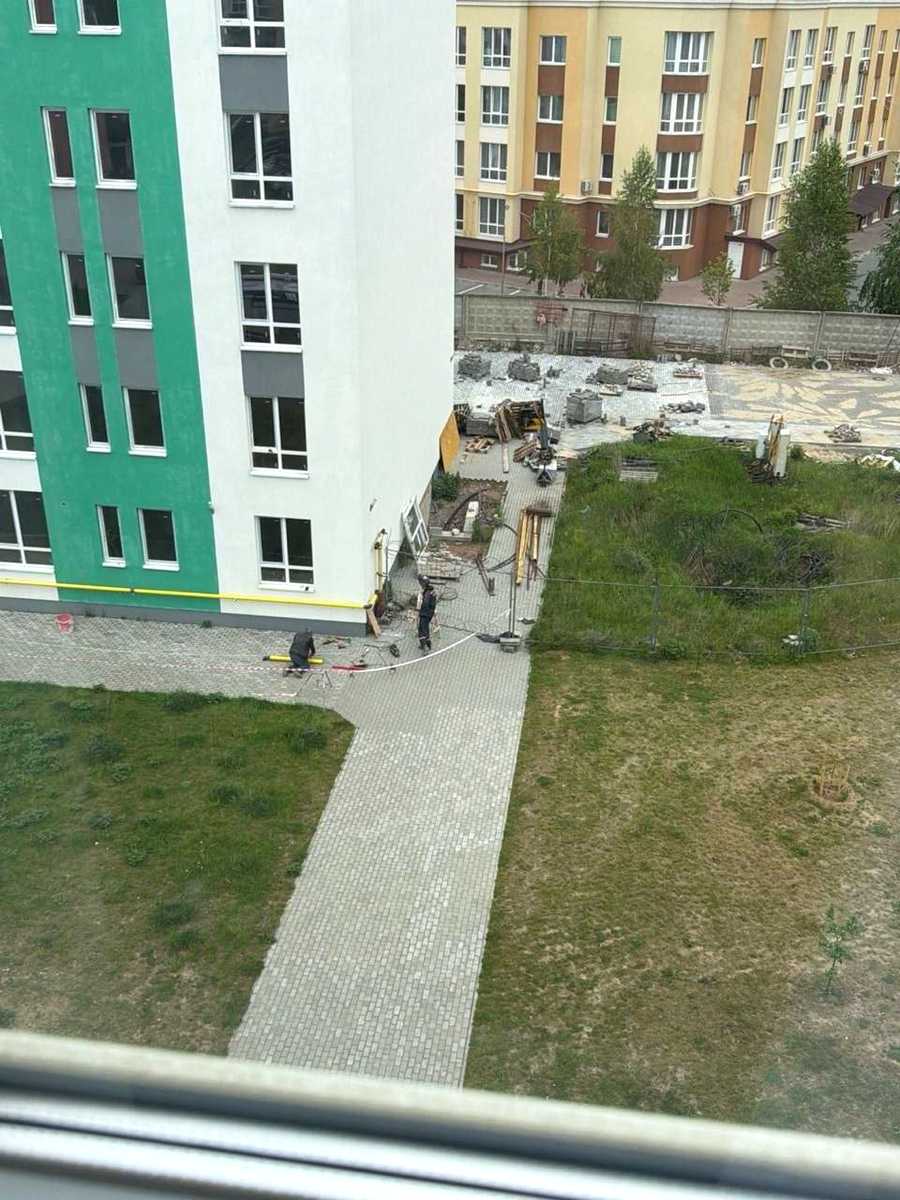 1878383735696345