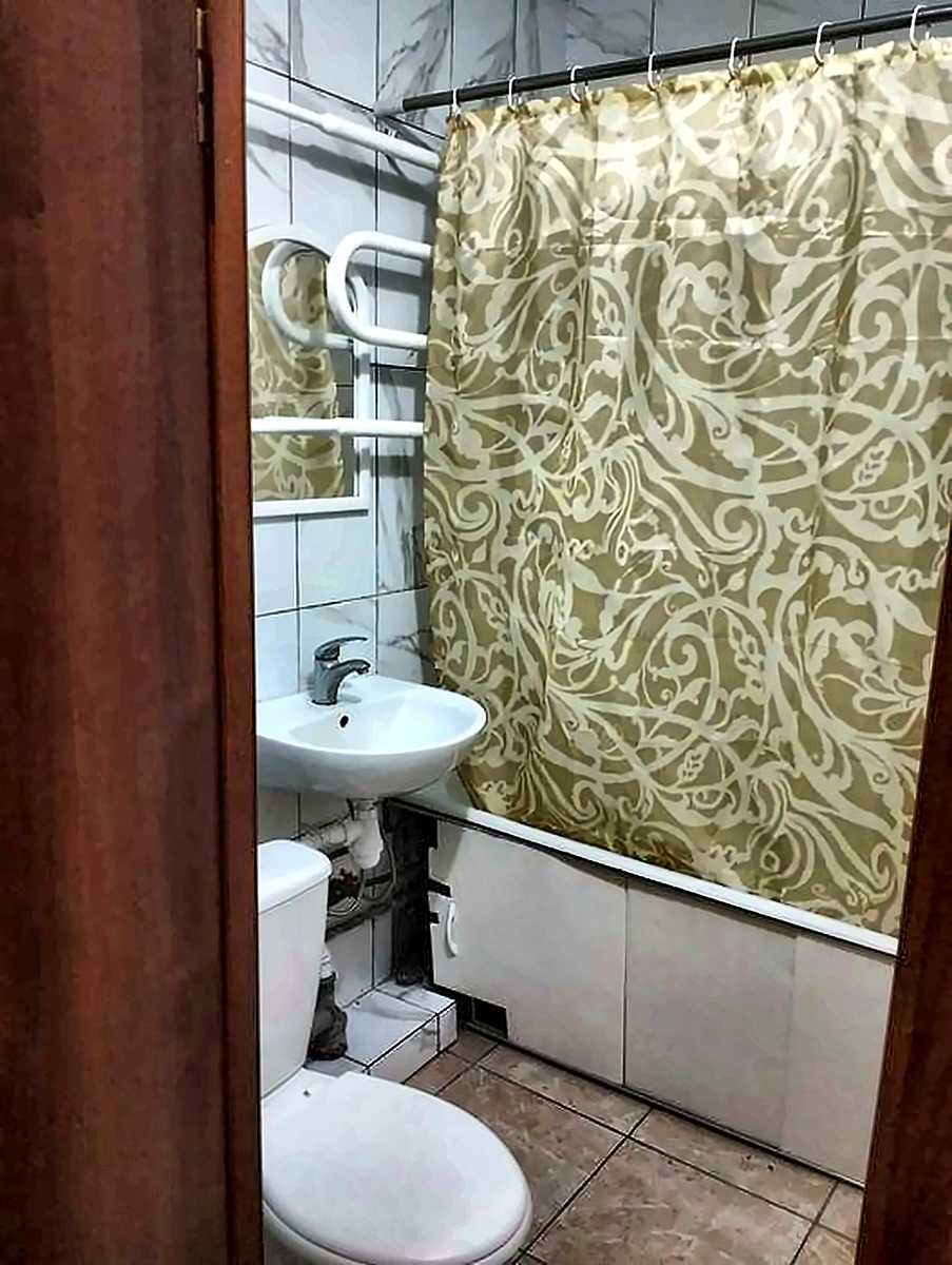 1878383857776357