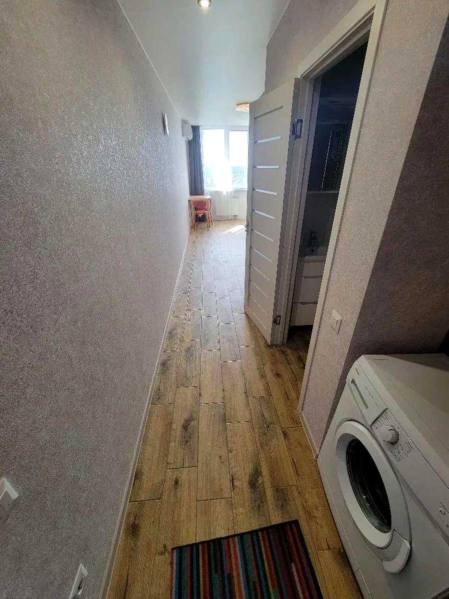 1878384483071243