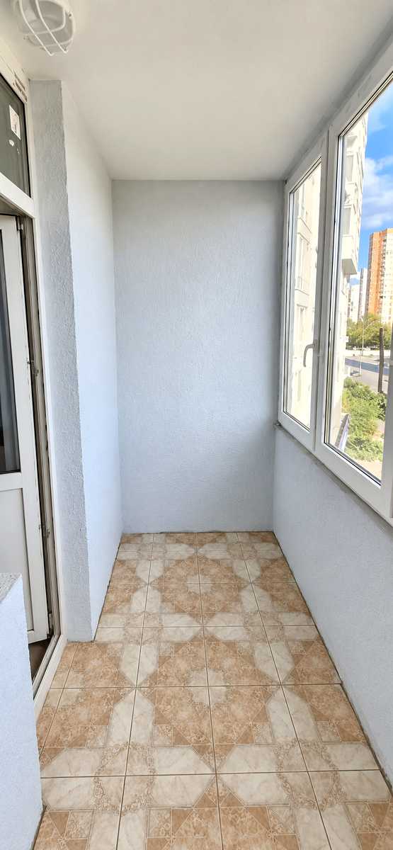 1878384767204641