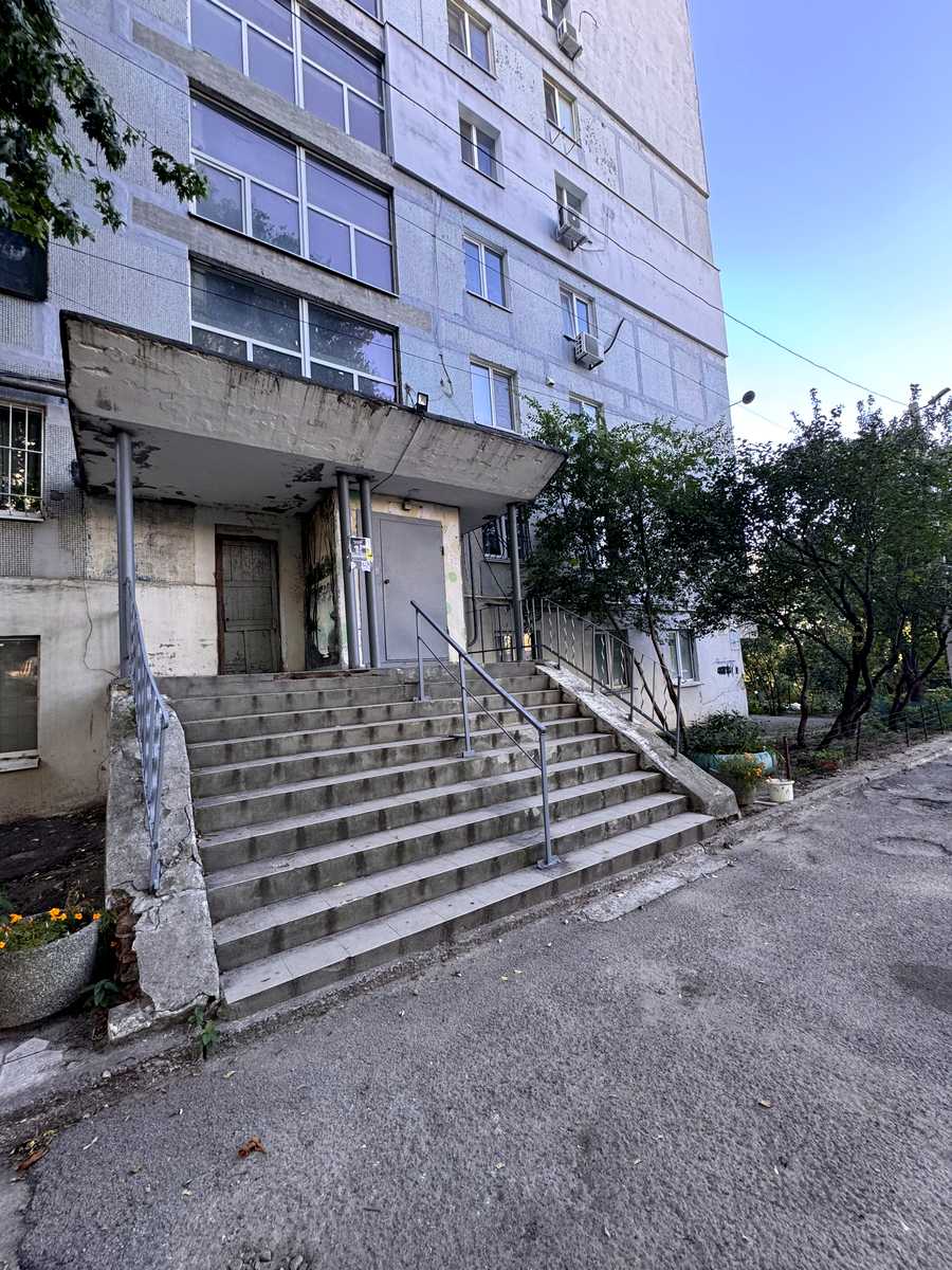 1878384788110411