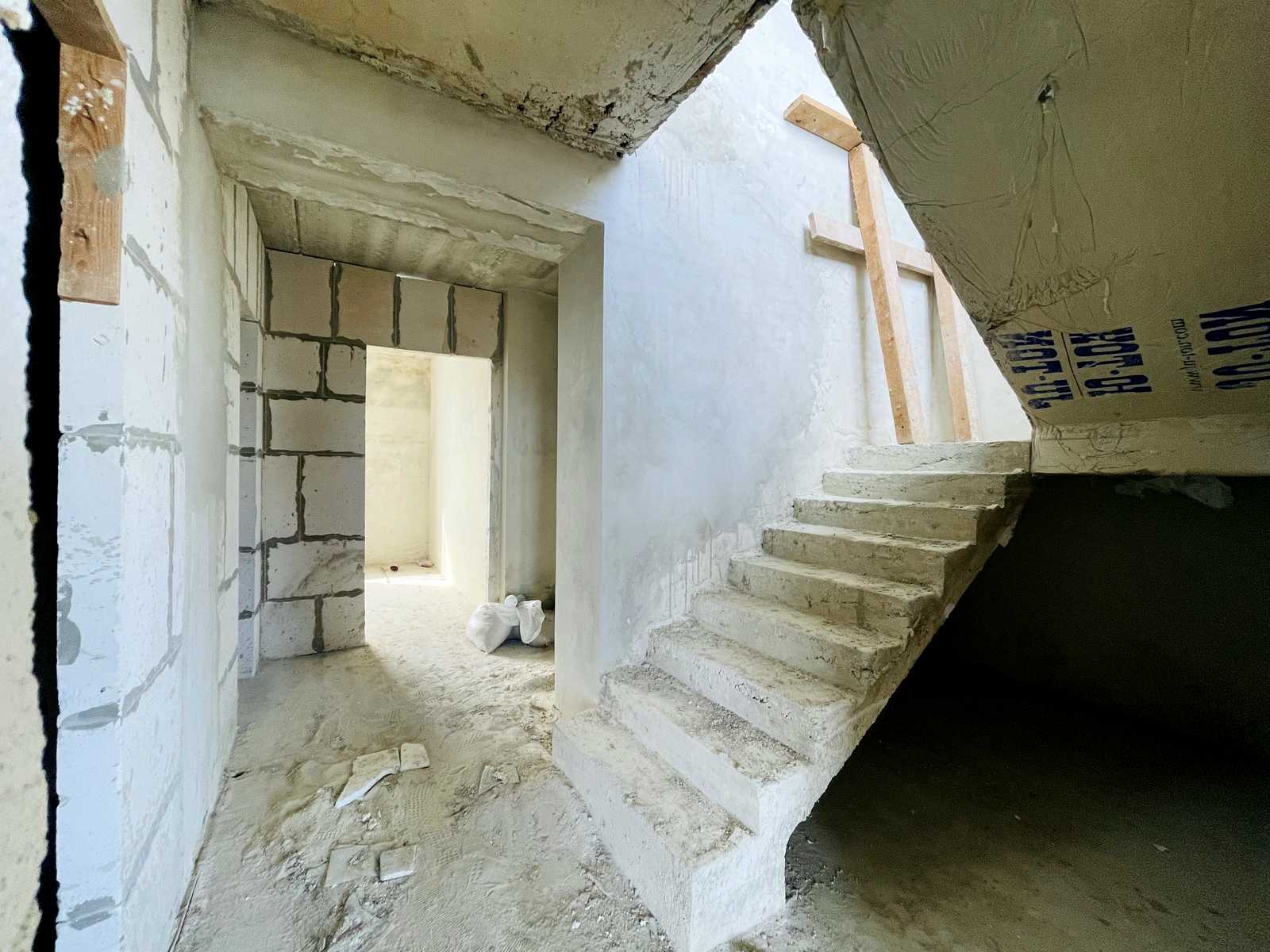 1878385501942390