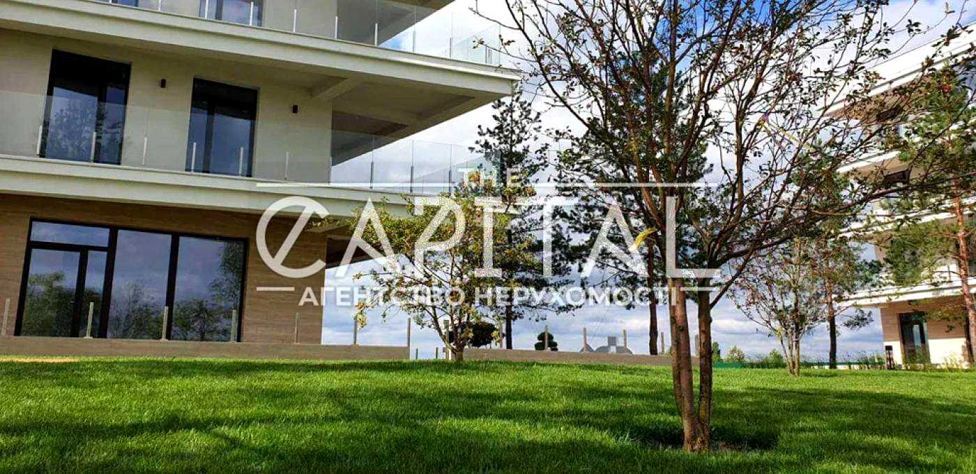 1878386614742993