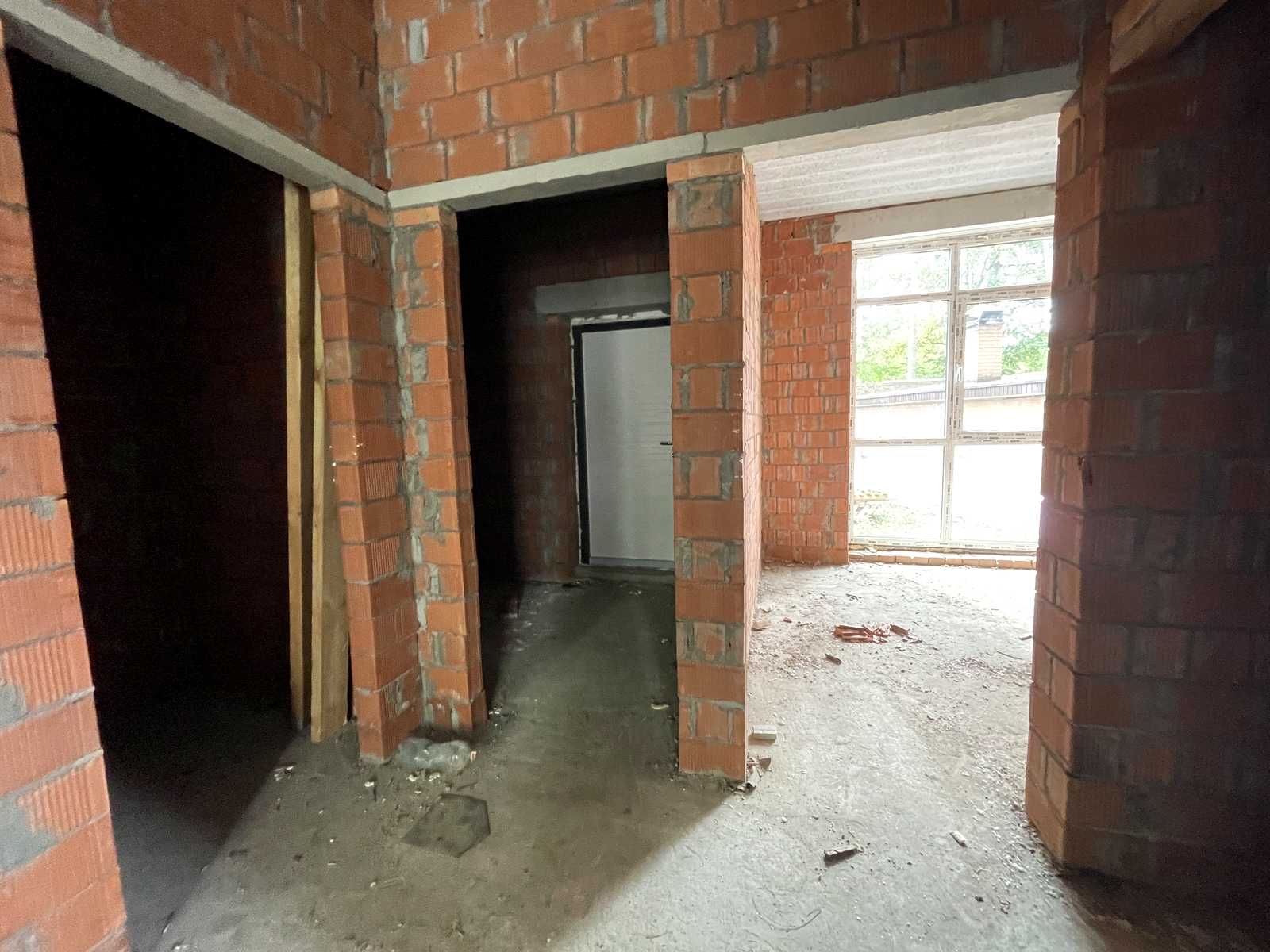 1878387074376605
