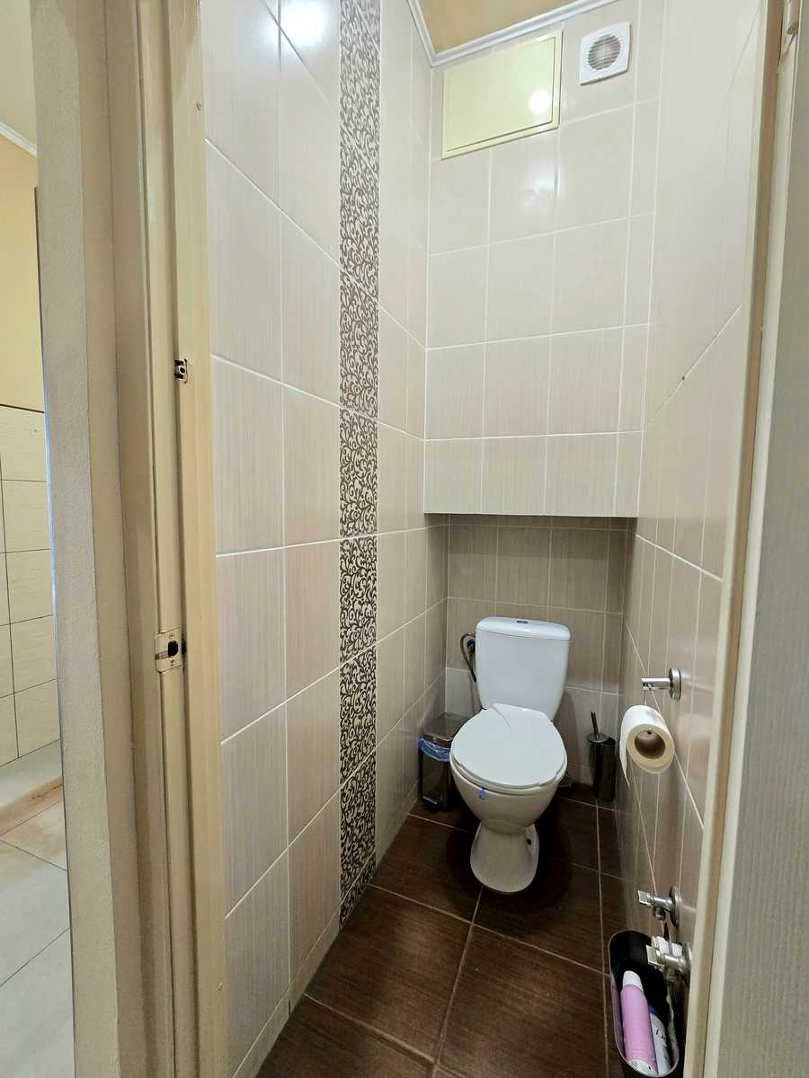 1878387573575018
