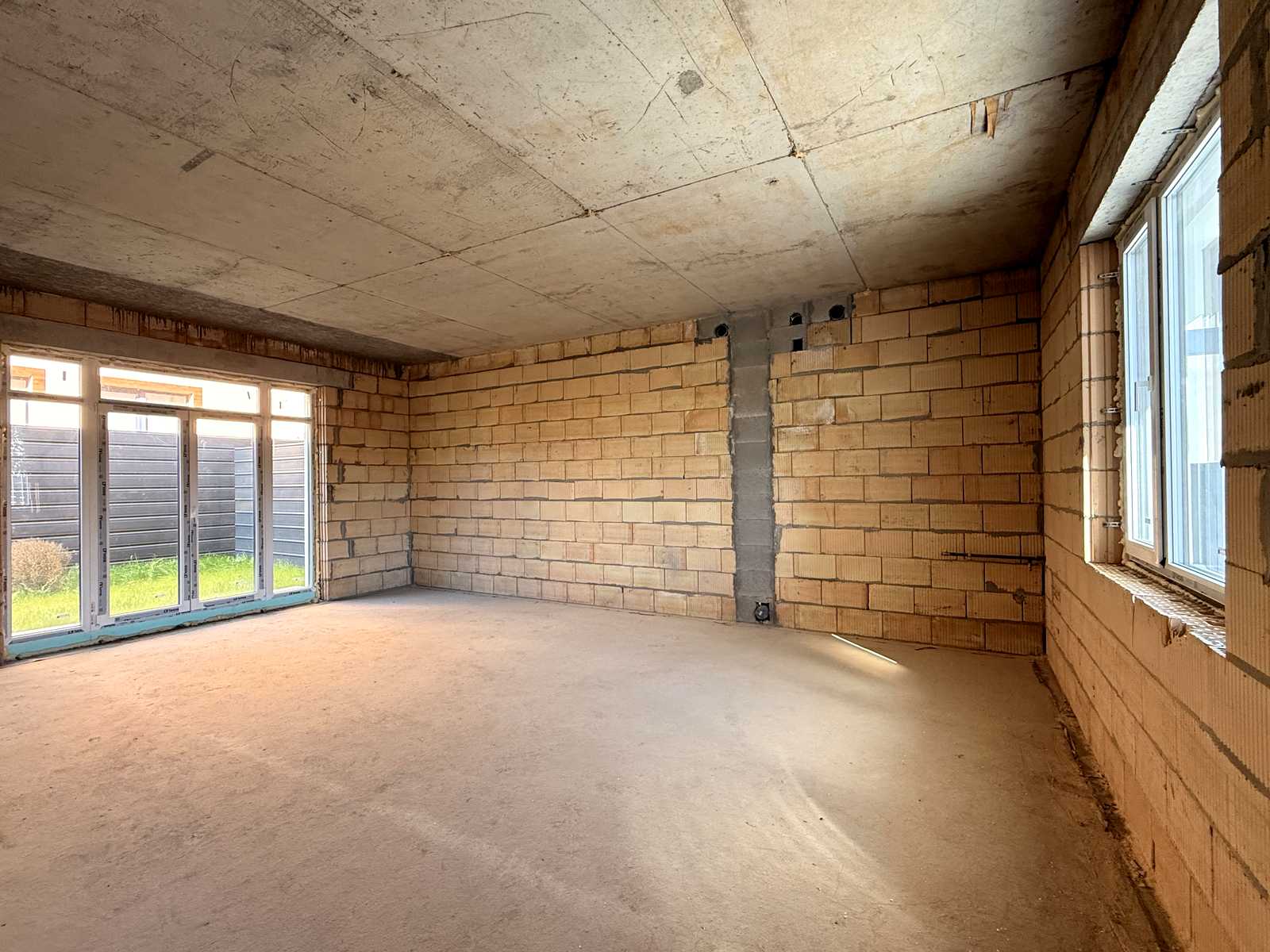 1878387665773784