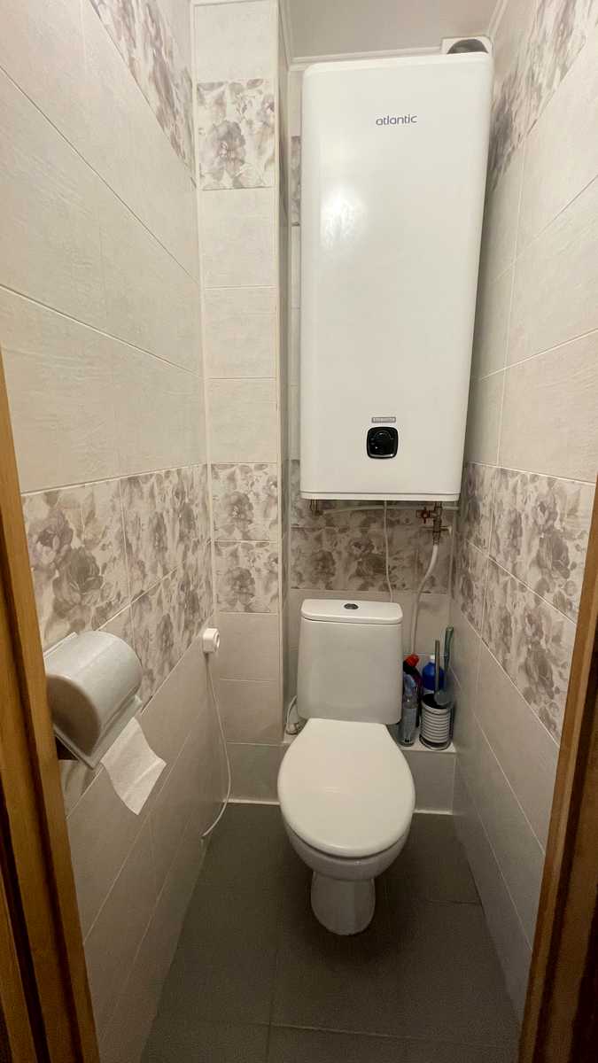 1878387944832573