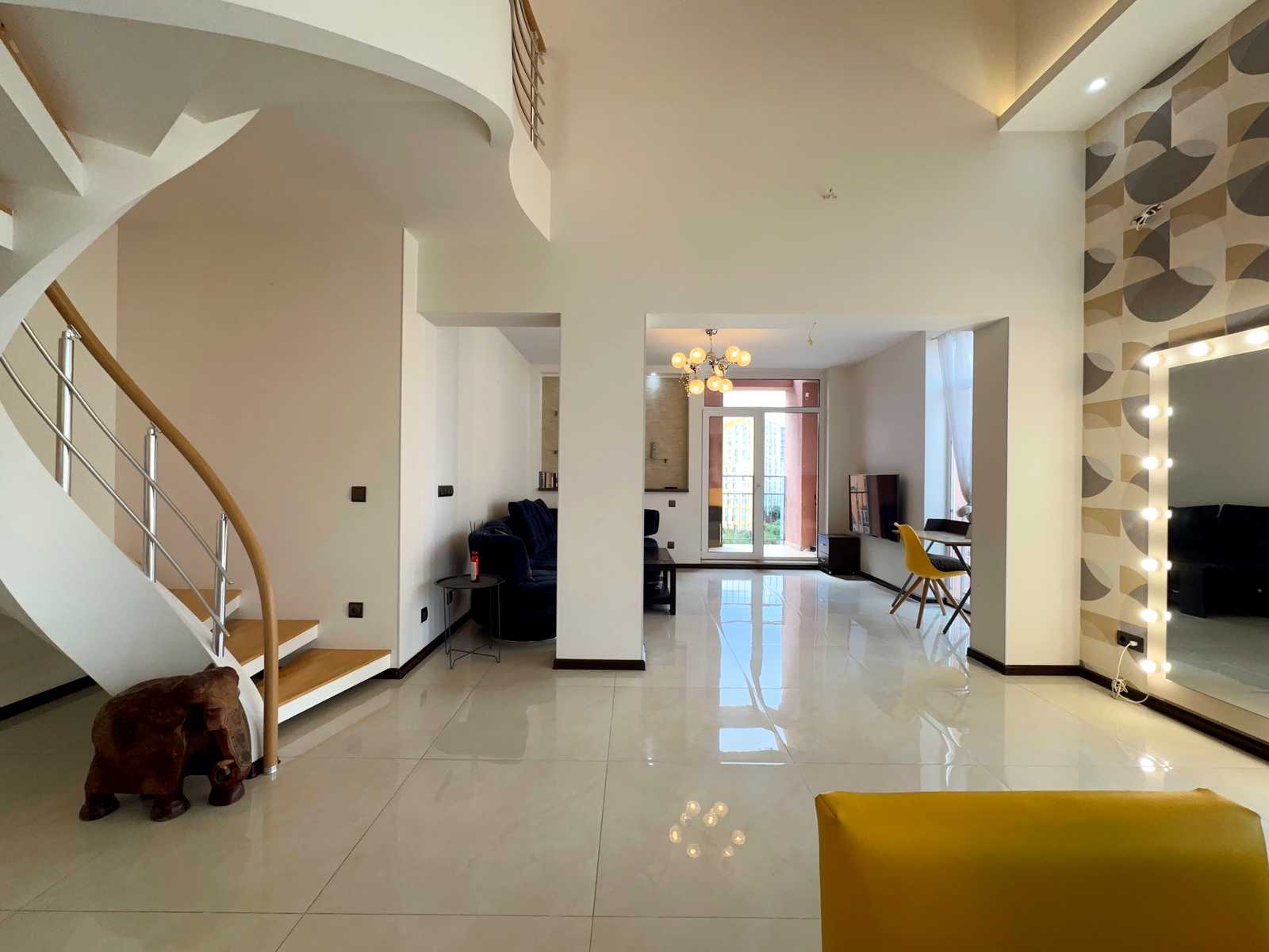 1878388060096710