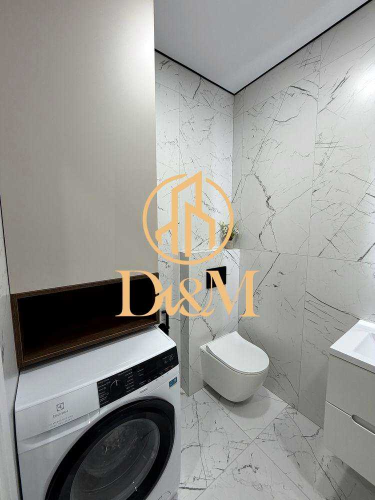 1878388074758852