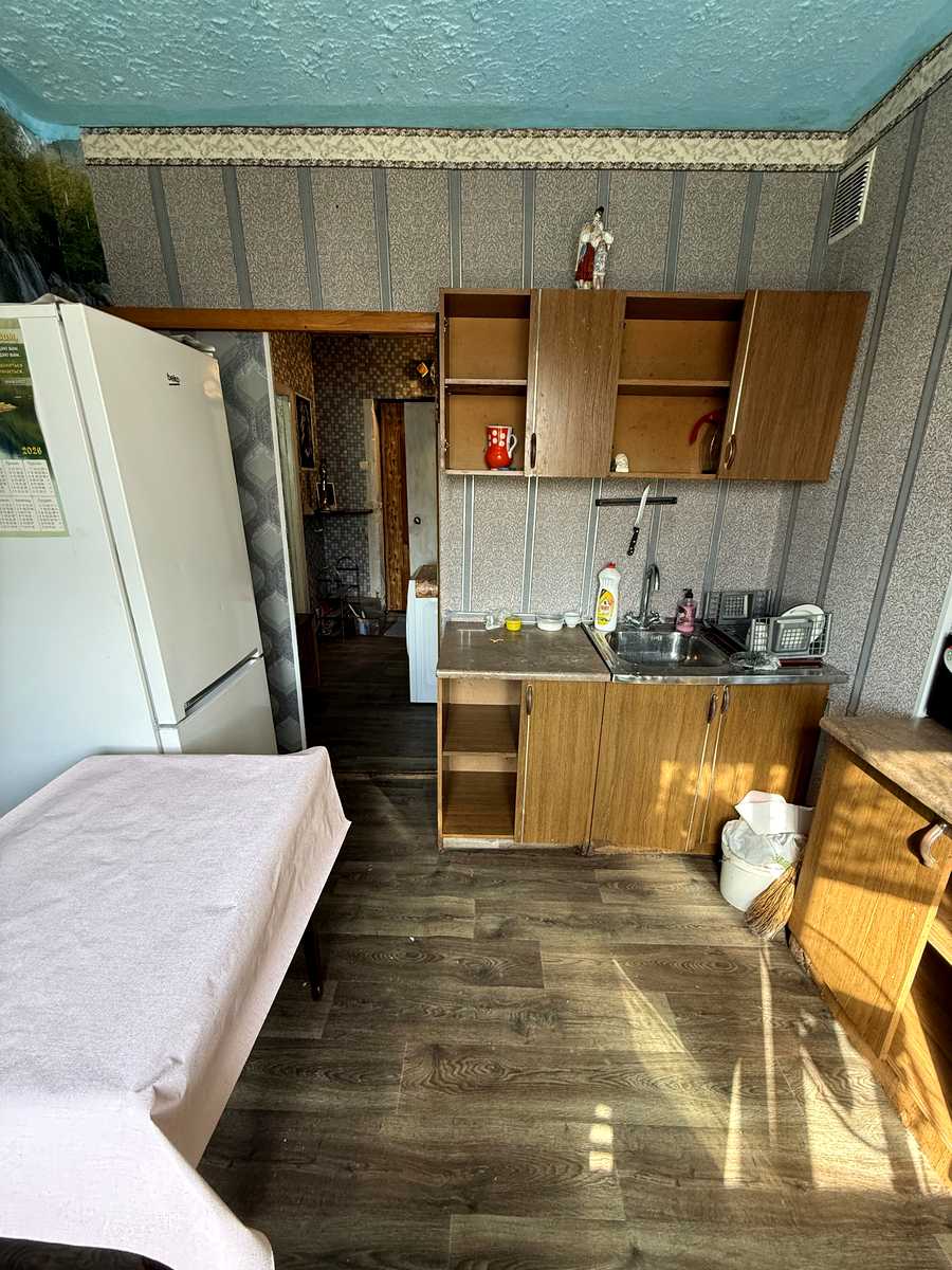 1878388972744747