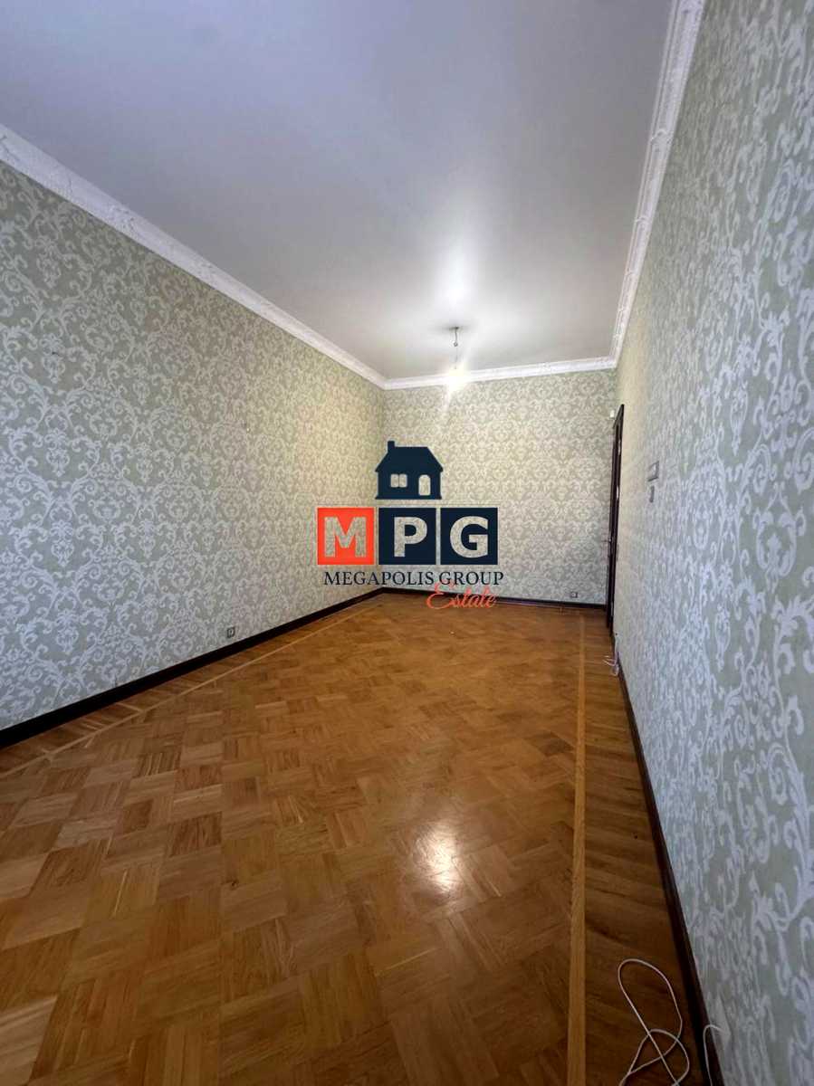 1878389249186501.jpg
