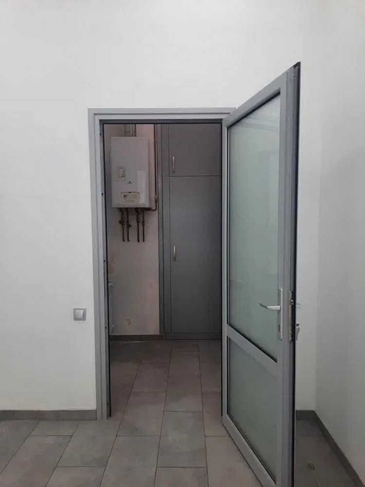 1878389486481381