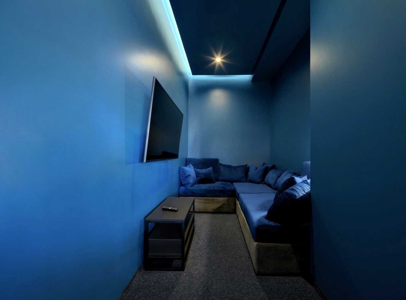 1878393064482393