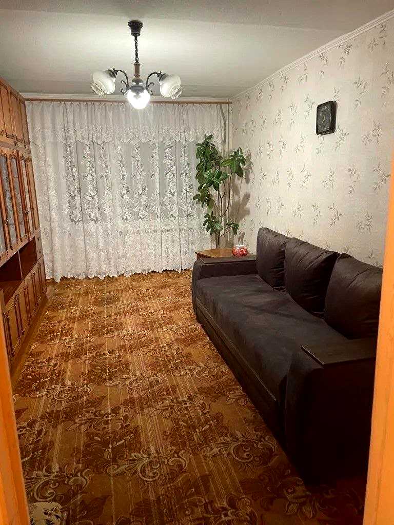 1878393667572747