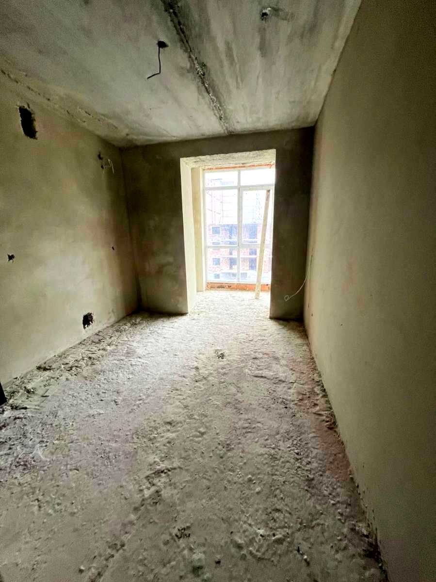1878394376410674