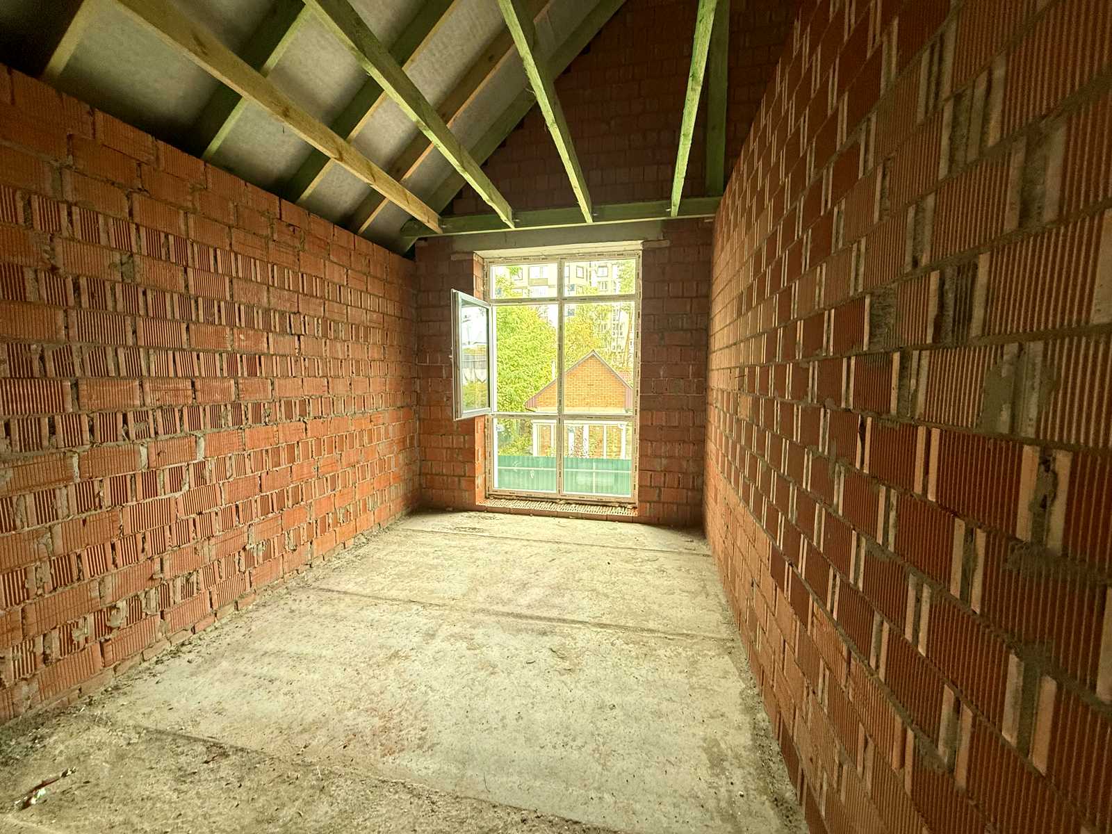 1878395110421463